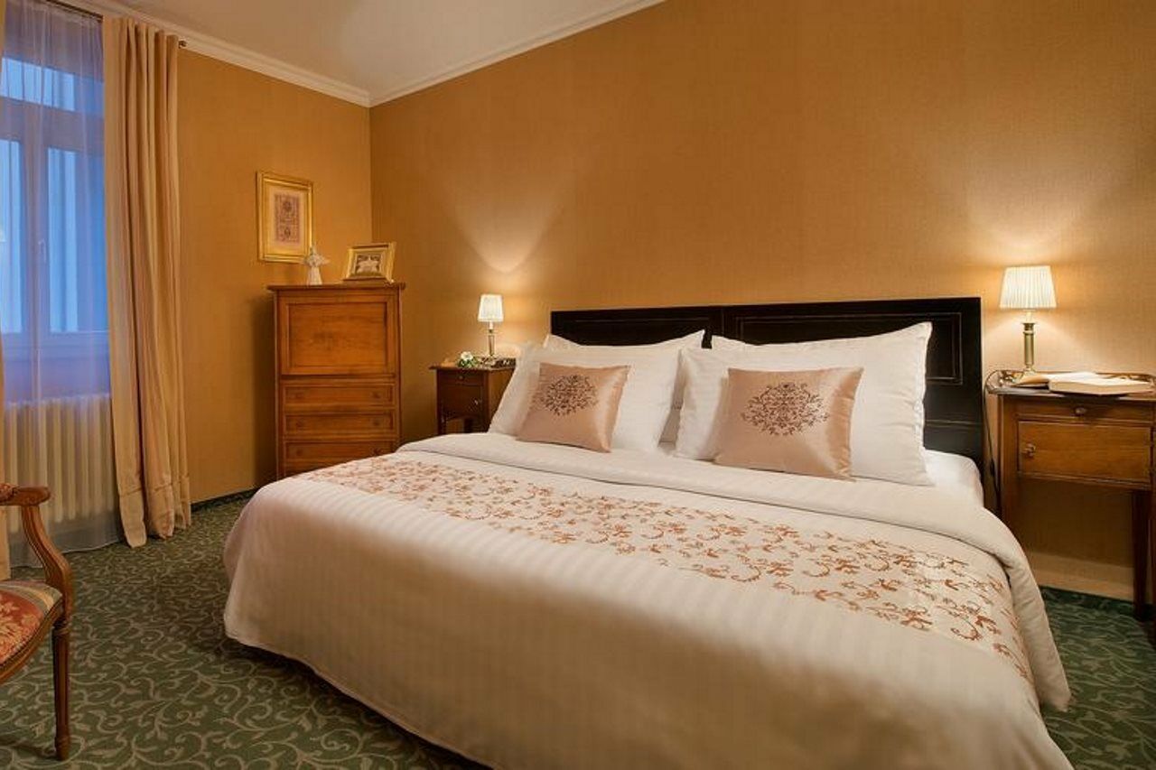 Angelis Hotel Prague Exterior photo